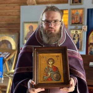 Она вошла в историю не только как мудрая правительница и первая женщина, стоявшая у власти на Руси, но и как одна из первых представителей княжеского рода, принявших христианство. Это событие стало важной вехой в становлении духовных основ будущего государства и предвестием Крещения Руси, которое впоследствии совершил её внук — князь Владимир.