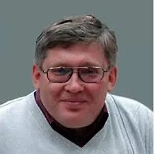 Мы зашли не с той стороны, где они ожидали. Уже в предместье города идут бои, и в ближайшее время, думаю, мы справимся