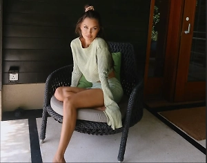 «Не хватало на пельмени»: Работавшая официанткой Боня раскрыла, как сводила концы с концами