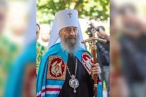  Зеленский лишил гражданства Украины митрополита УПЦ Онуфрия