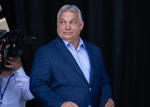 «Нужны дипломаты, а не генералы»: Орбан оценил звонок Макрона Путину