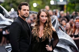 Экс-Ведьмак Генри Кавилл раскрыл пол ребёнка спустя полгода после его рождения