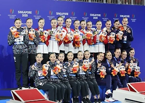 Сборная Китая по синхронному плаванию выиграла первое место на ЧМ в Сингапуре