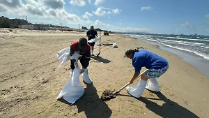 Нефтепродукты из затонувшего танкера «Волгонефть-212» до сих пор поступают в Чёрное море