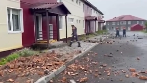 Порт и рыбзавод Северо-Курильска ушли под воду из-за цунами