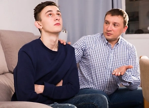 Отца заставили платить миллионный штраф за сына, с которым он никогда не общался