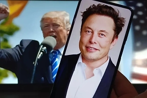 «Который час?» Илон Маск  картинкой в соцсетях возобновил словесную войну с Трампом
