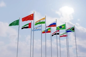 Запад охватила паника из-за усиления влияния стран БРИКС