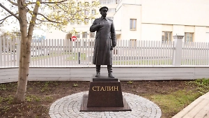 Суд обязал убрать памятник Сталину в Вологде и вернуть бюджету 10,5 млн рублей