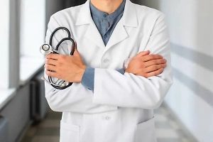 «Вставляют маску, усыпляют и вытаскивают»: В Петербурге врачи спасают детей от аденоидов