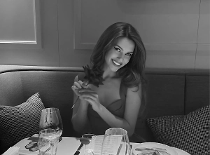 Пробил стекло и голову: Вице-Мисс Россия погибла в страшном ДТП с лосем