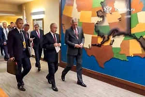 Кремль опубликовал видео после переговоров Путина и Трампа на Аляске