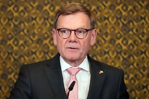 Глава МИД ФРГ Вадефуль: Без прекращения огня переговоры по Украине невозможны