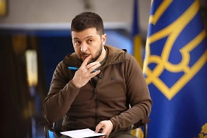 «Посмотрите, как он трёт нос»: Американский журналист назвал Зеленского Гитлером на метамфетаминах