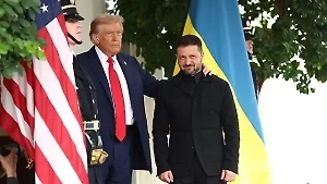 «Прикинулся дураком»: Стало известно, зачем Трамп показал Зеленскому карту новой Украины