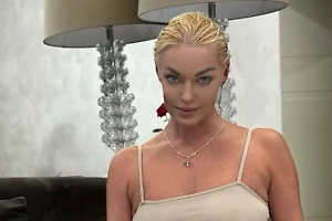 «Хочется их всех ***** послать»: Волочкова недовольна запретом мата в соцсетях