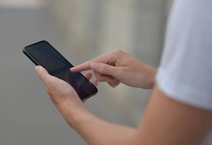 В России частично ограничили звонки через Telegram и WhatsApp
