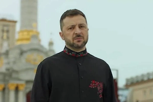«Погребальная сорочка»: В ОП РФ оценили выбор Зеленского для обращения в День независимости