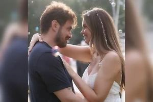 Беременная Агата Муцениеце тайно вышла замуж за Петра Дрангу