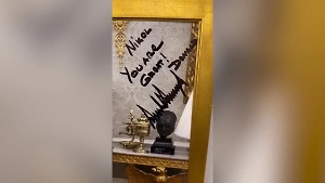 «Никол, ты великолепен»: Пашинян похвастался, что Трамп дал ему автограф