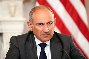 «Правительство — это я»: Пашинян возомнил себя Людовиком XIV и пригрозил уволить всех несогласных