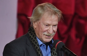 Состояние попавшего в больницу 94-летнего актёра Краско оценивается как тяжёлое