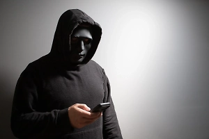 Россиянам объяснили, как распознать мошенников под «маской» благотворительности