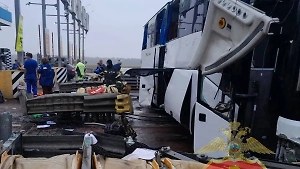 Автобус влетел в пункт оплаты на трассе М-4 «Дон» под Тулой, 30 человек пострадали