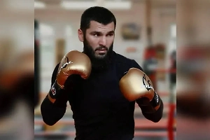 «Выбрал путь отступления»: Бетербиев объяснил, почему третий бой с Биволом не состоится