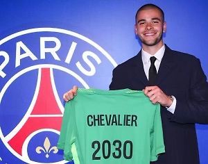 ПСЖ объявил о переходе конкурента Сафонова за 40 млн евро