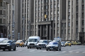 «Тянется к великой стране»: В Госдуме объяснили, почему украинская молодёжь говорит на русском