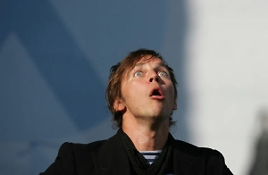 Музыкантам «Мумий Тролль» могут запретить зарабатывать в России из-за Лагутенко