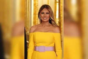 Нарушила табу: Меланию Трамп распекли за платье и помаду на приёме в Лондоне