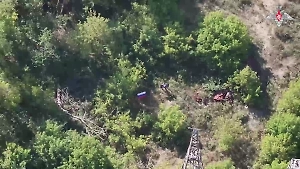 Минобороны РФ показало видео боёв за освобождение Серебрянского лесничества ЛНР