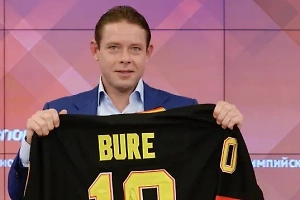 Русская легенда хоккея Павел Буре теперь враг Украины с личной страничкой на «Миротворце»*