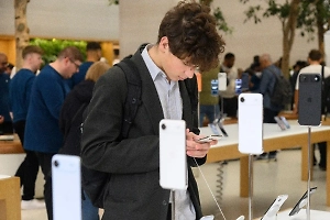 Эксперт назвал месяцы, когда выгоднее всего покупать смартфон