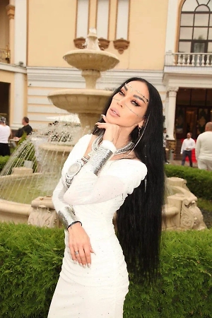 Серьёзность намерений проявится в любовных отношениях земного знака зодиака Козерог, как никогда ярко. Представители знака Козерог найдут стабильного партнёра для долгосрочных планов — человека, с которым можно строить будущее.