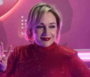 В школе было прозвище Булка, Булочка. Это созвучно моей фамилии. Я совсем не обижалась на такое.