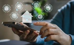 Хакеры начали атаковать компании через кружки с подогревом и другие «цифровые мины»