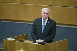 Картаполов: Нужно скорее победить в СВО, чтобы покончить с маразмом на Украине