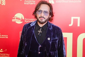 «Так работать нельзя»: Стас Михайлов объяснил, зачем ему более полсотни пар штанов