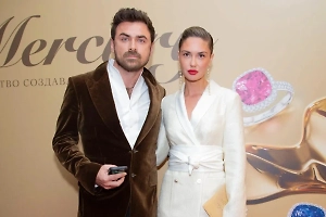 «Цените семью»: Муцениеце не смогла скрыть эмоций от видео со свадьбы с Дрангой