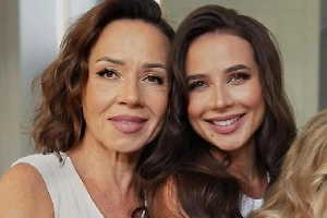 «Больно смотреть на слезы»: Мама блогерши Лерчек распродаёт вещи дочери
