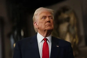 «Усидеть на нескольких стульях»: Политолог объяснил, почему Трамп критикует Россию