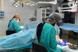 24 часа под наркозом: Хирурги ювелирно пришили москвичу 6 отрубленных пальцев