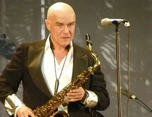 Музыканта Мазаева привлекли к ответственности за неоплаченный штраф за парковку