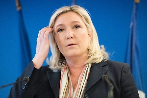 В партии Ле Пен заявили, что она не будет бороться за пост премьера Франции