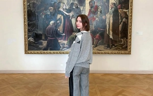 Гонки на красном Mercedes снова создали проблемы для дочери Валерия Меладзе