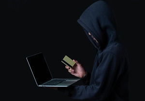 Пособник украинских мошенников арестован в Москве за аферы на 10 млн рублей