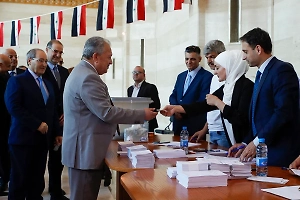 В Сирии назначили первые после окончания правления Асада парламентские выборы